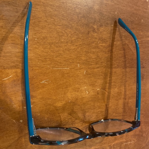 Guess glasses never worn - Picture 2 of 5